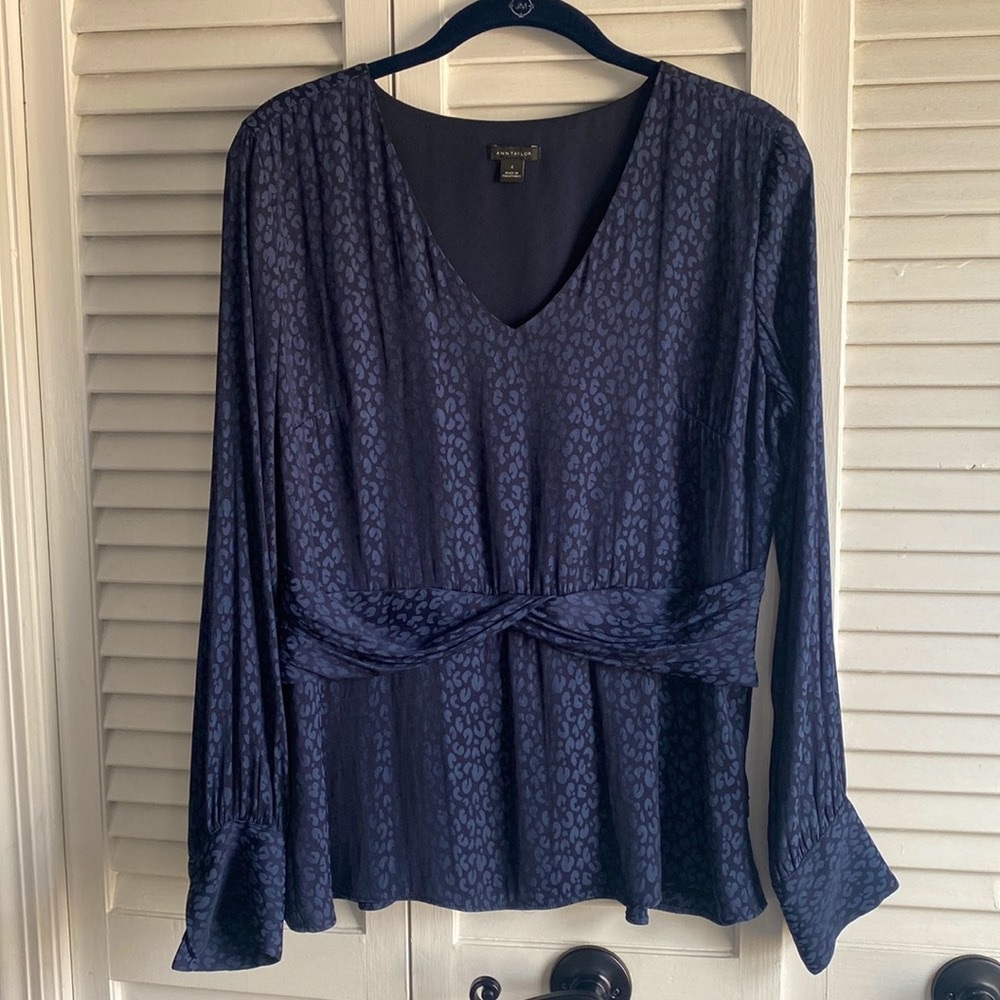 EUC Ann Taylor Leopard Print Blouse